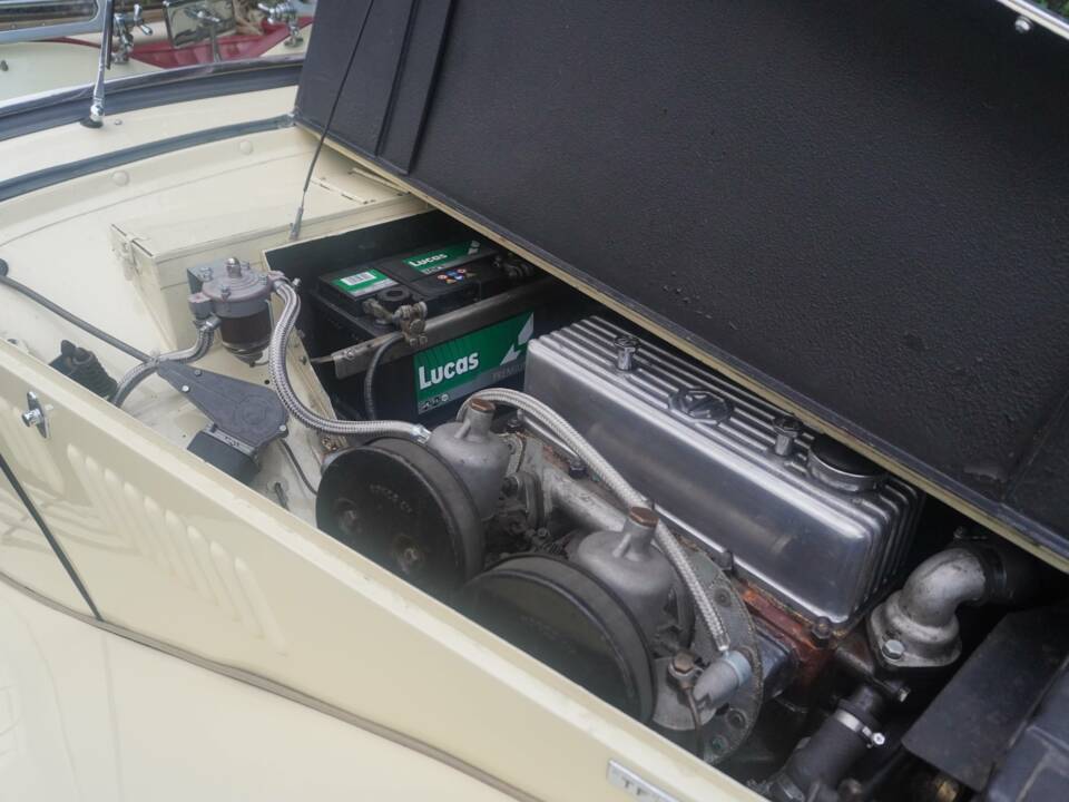 Bild 16/19 von MG TF 1500 (1954)