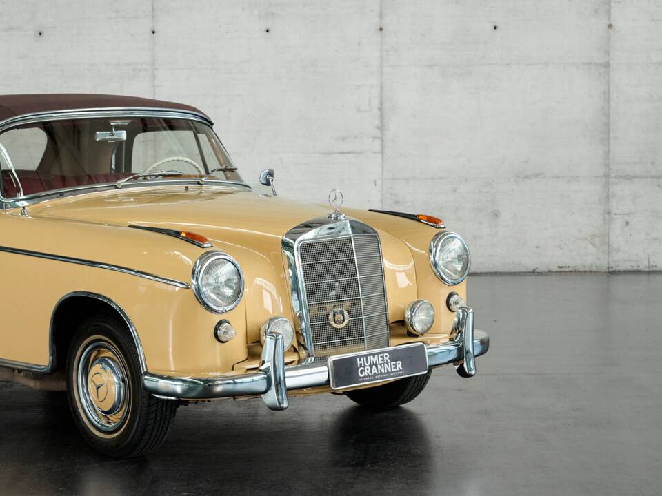 Immagine 19/50 di Mercedes-Benz 220 S Cabriolet (1958)