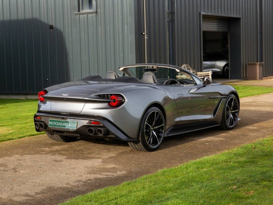 Bild 35/50 von Aston Martin Vanquish Zagato Volante (2017)