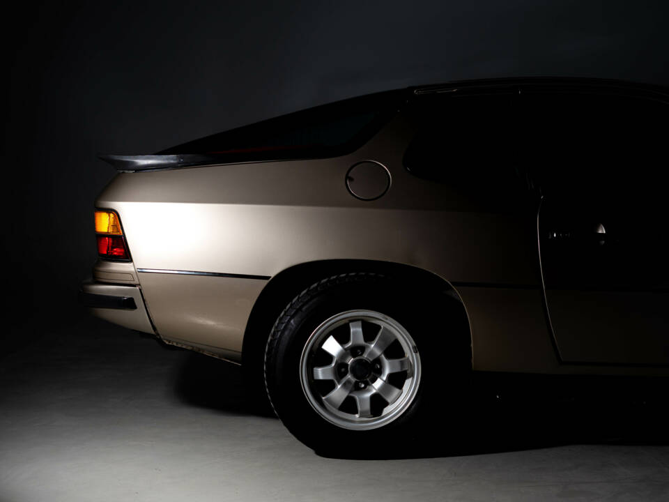 Image 27/44 de Porsche 924 (1983)