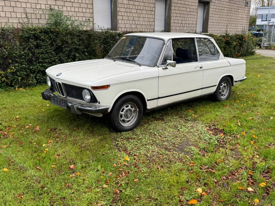 Bild 1/17 von BMW 1502 (1976)