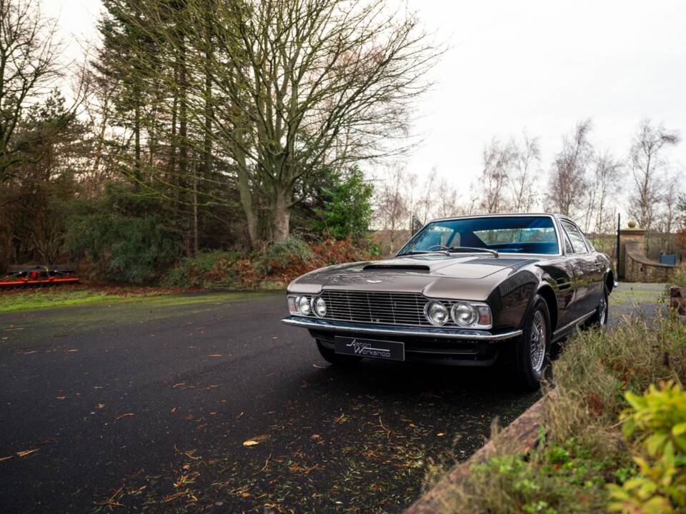 Image 57/63 de Aston Martin DBS (1968)