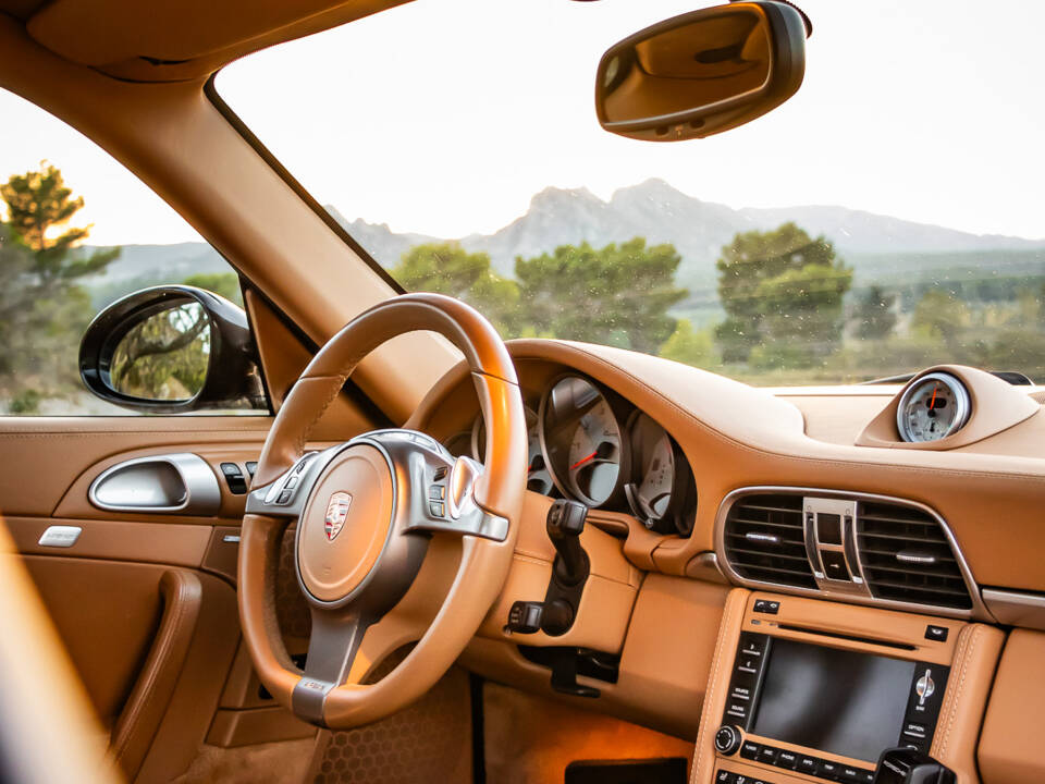Image 50/50 of Porsche 911 Turbo (2009)