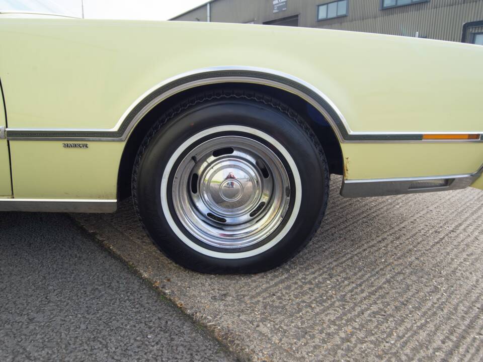 Bild 31/34 von Lincoln Continental Mark IV (1975)