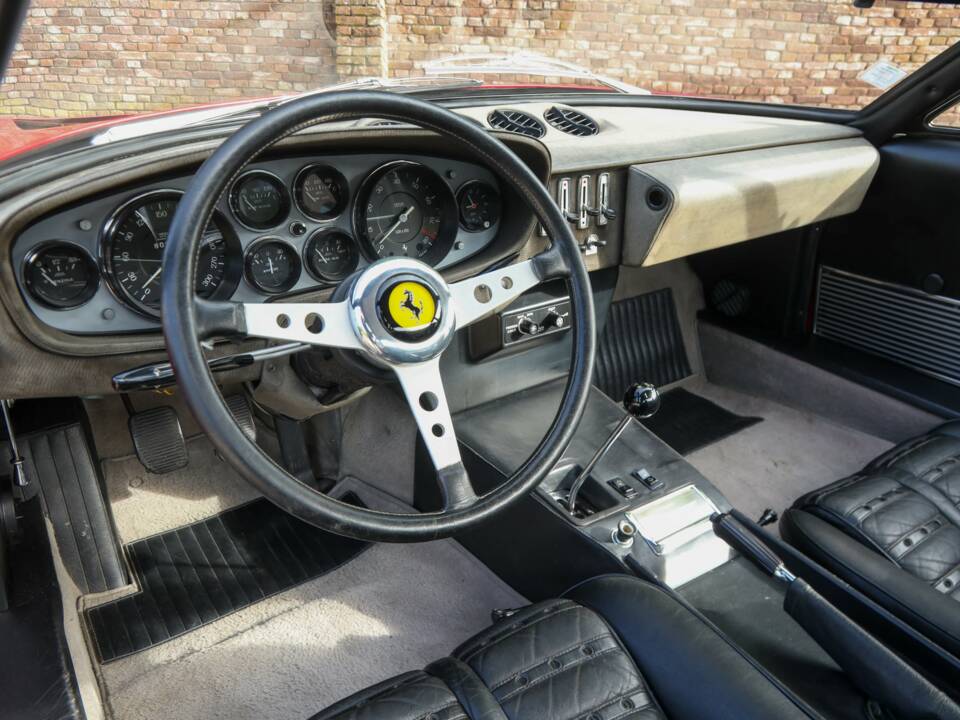 Afbeelding 8/50 van Ferrari 365 GTB/4 Daytona (1973)