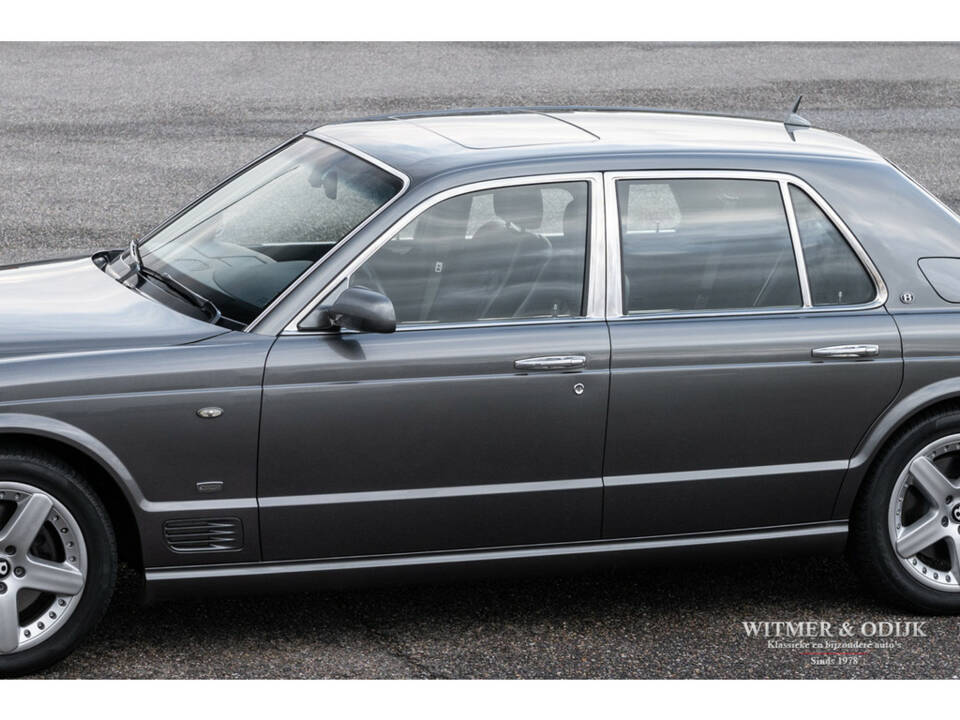 Image 15/32 of Bentley Arnage T (2006)