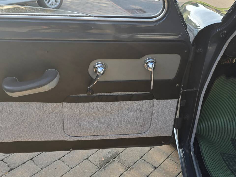 Image 18/56 of Alfa Romeo Giulietta TI (1964)