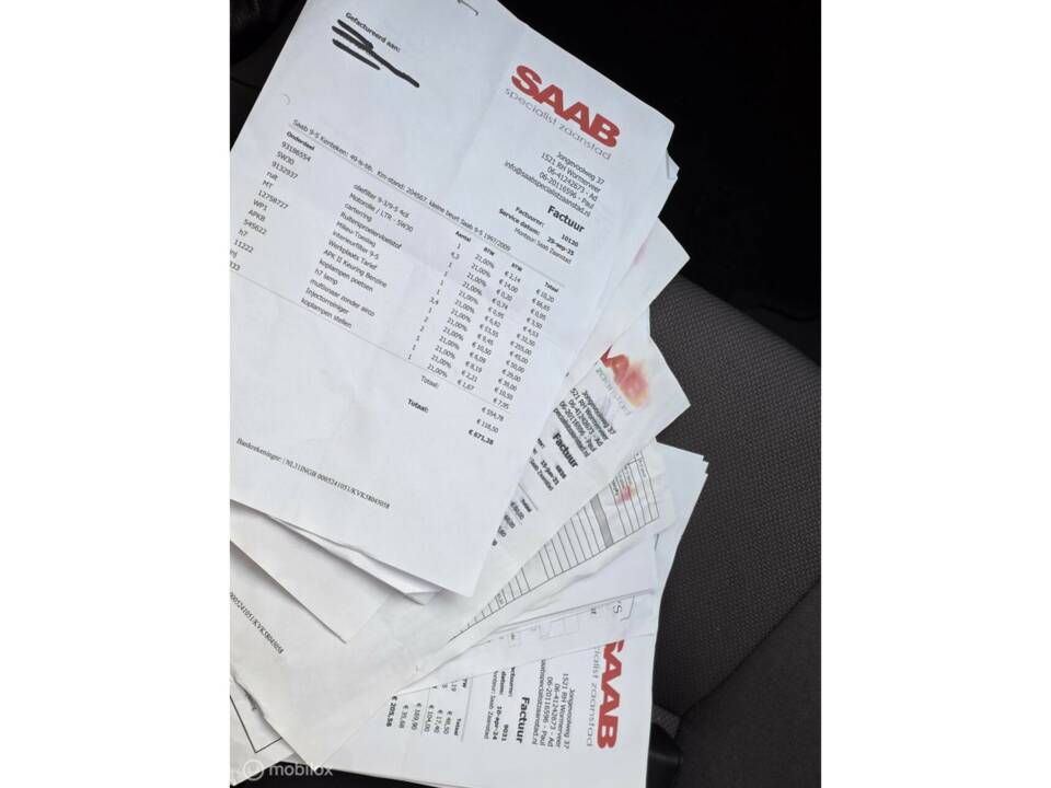 Image 29/37 of Saab 9-5 Hearse (2003)