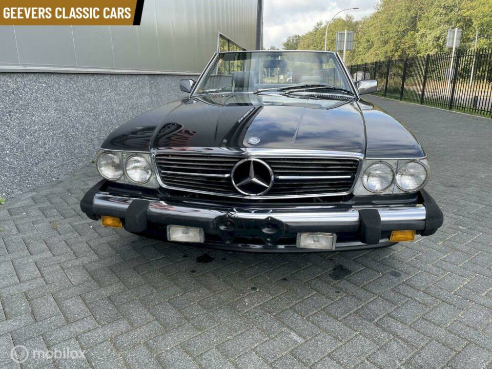 Image 6/10 of Mercedes-Benz 560 SL (1989)