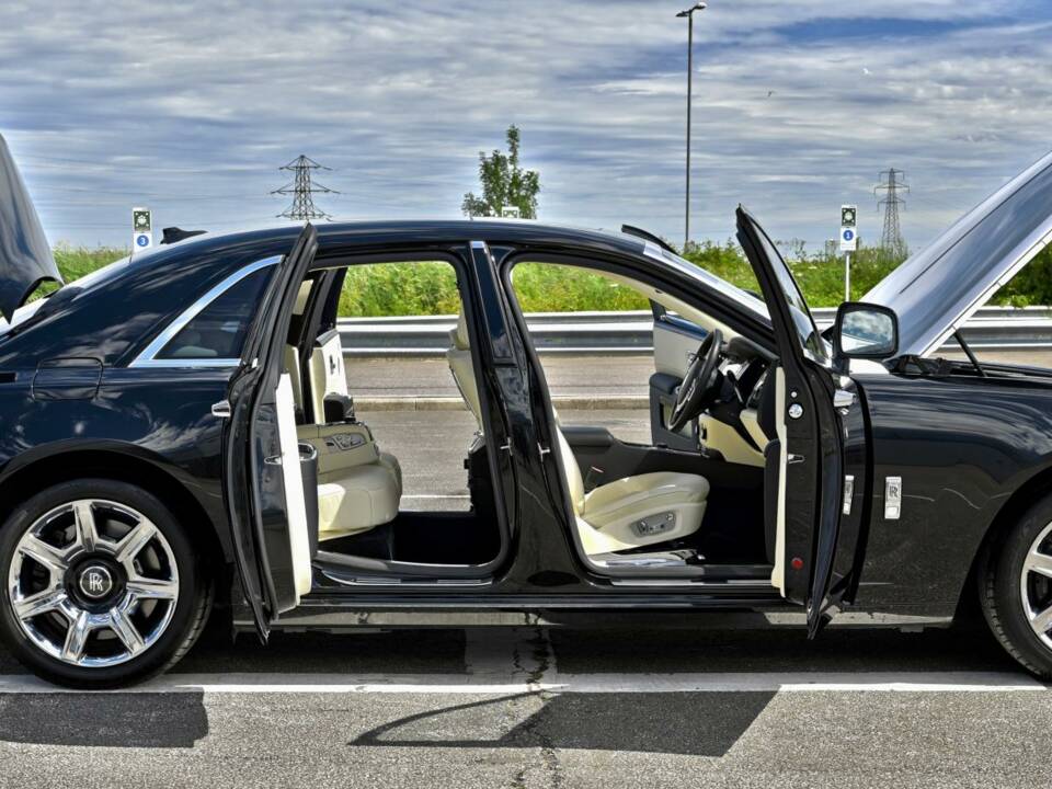 Immagine 18/50 di Rolls-Royce Ghost (2010)