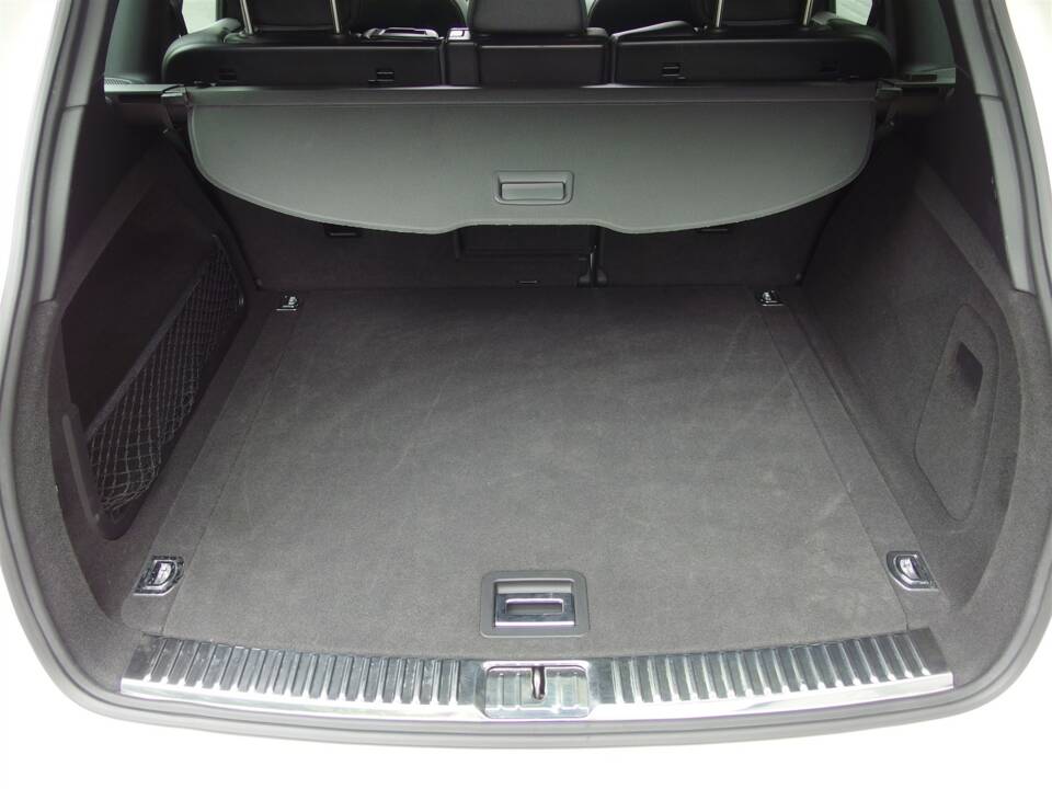 Bild 82/99 von Porsche Cayenne S (2010)