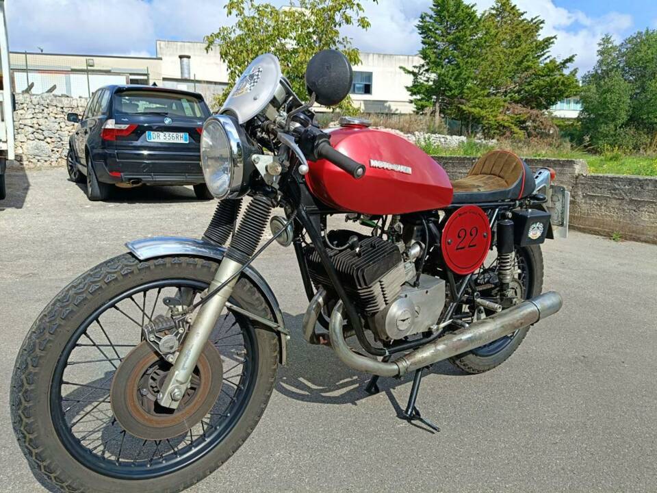 Immagine 13/45 di Moto Guzzi 254 (1976)