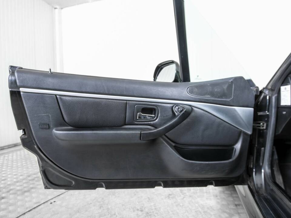 Image 17/50 of BMW Z3 1.8 (2001)