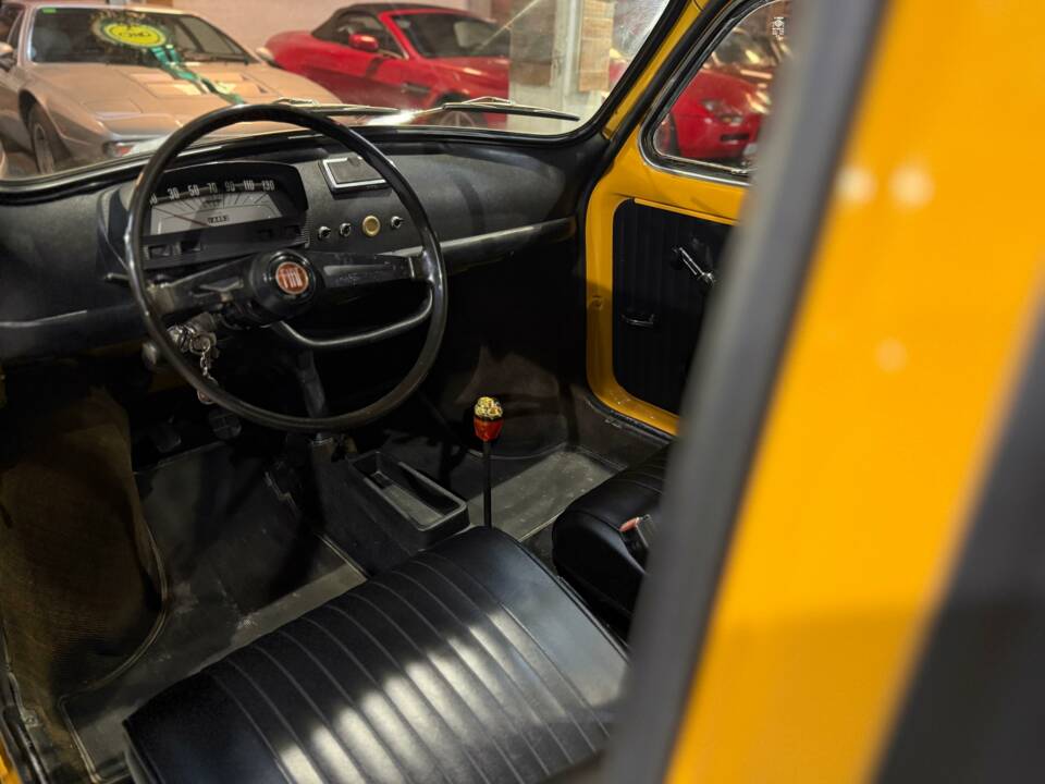 Image 69/76 de FIAT 500 L (1970)
