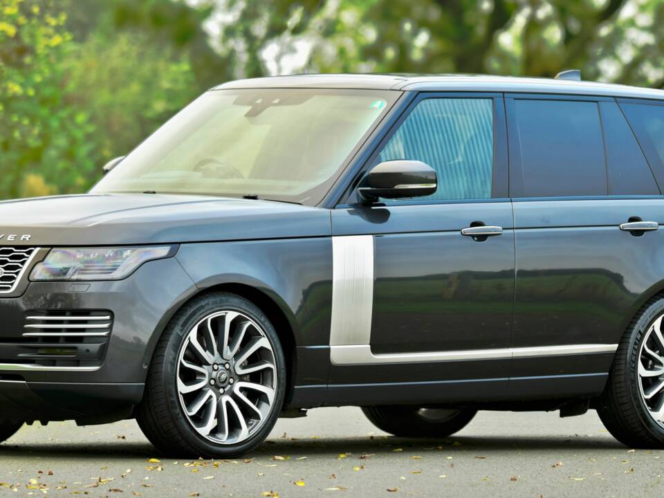 Afbeelding 13/46 van Land Rover Range Rover V8 SV Autobiography (2020)