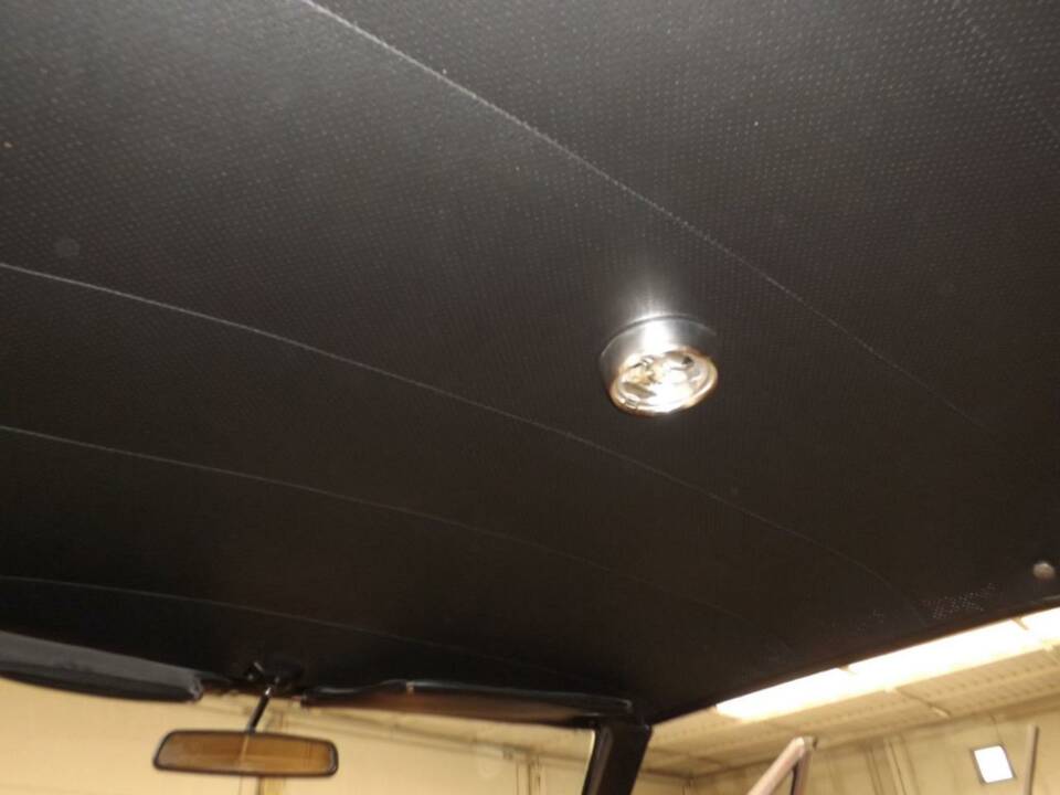 Image 20/50 of Dodge Charger 383 (1969)