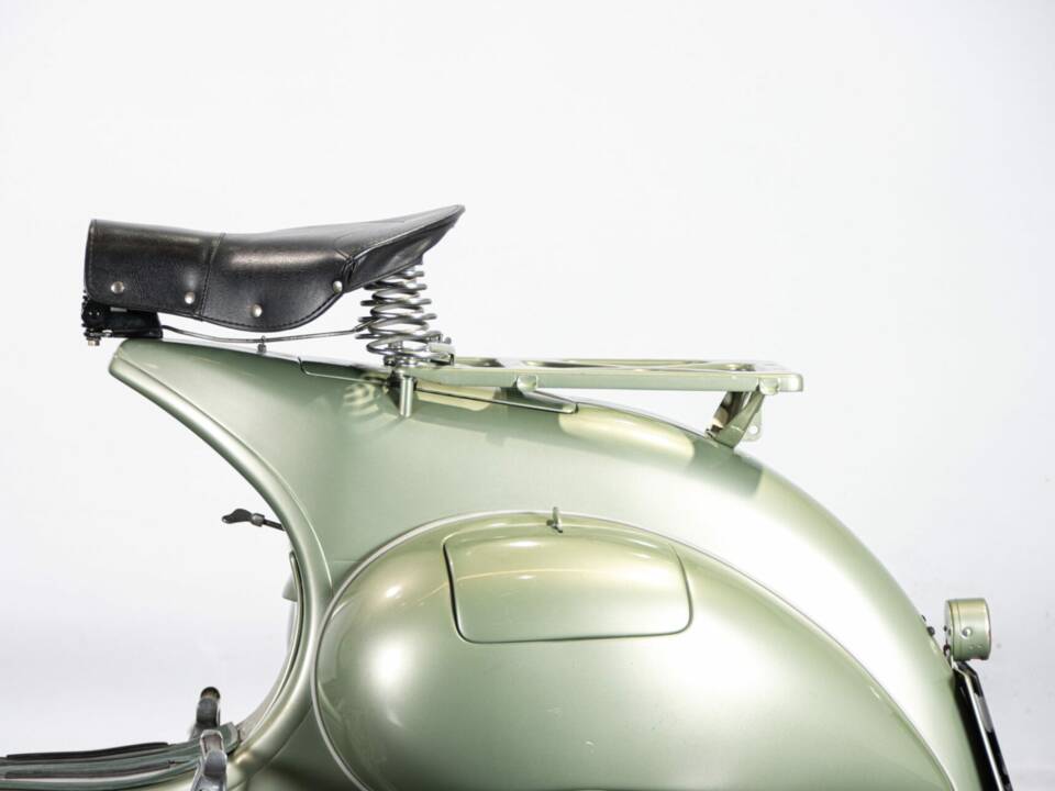 Immagine 20/50 di Piaggio Vespa 125 (1950)
