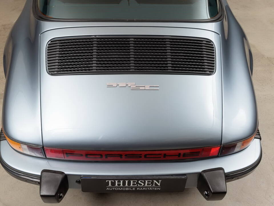Image 16/41 of Porsche 911 SC 3.0 (1982)