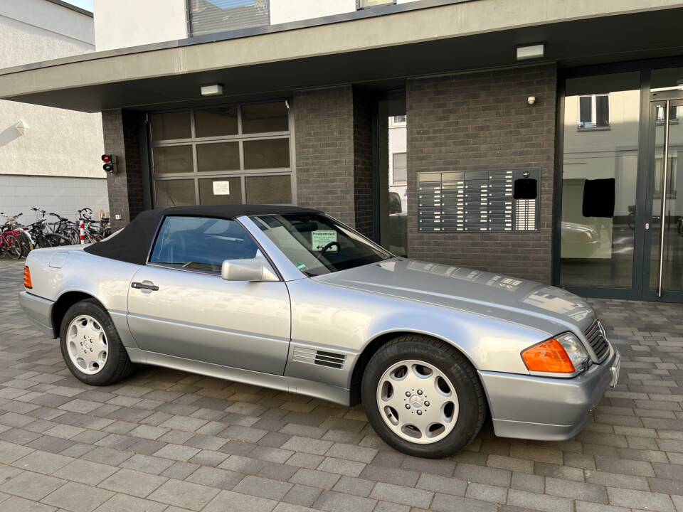 Image 15/24 of Mercedes-Benz SL 600 (1993)
