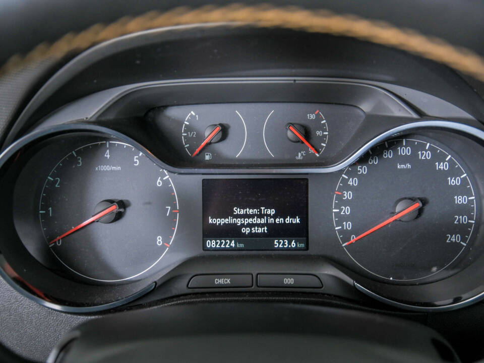 Bild 19/50 von Opel Crossland X 1.2 Turbo (2018)
