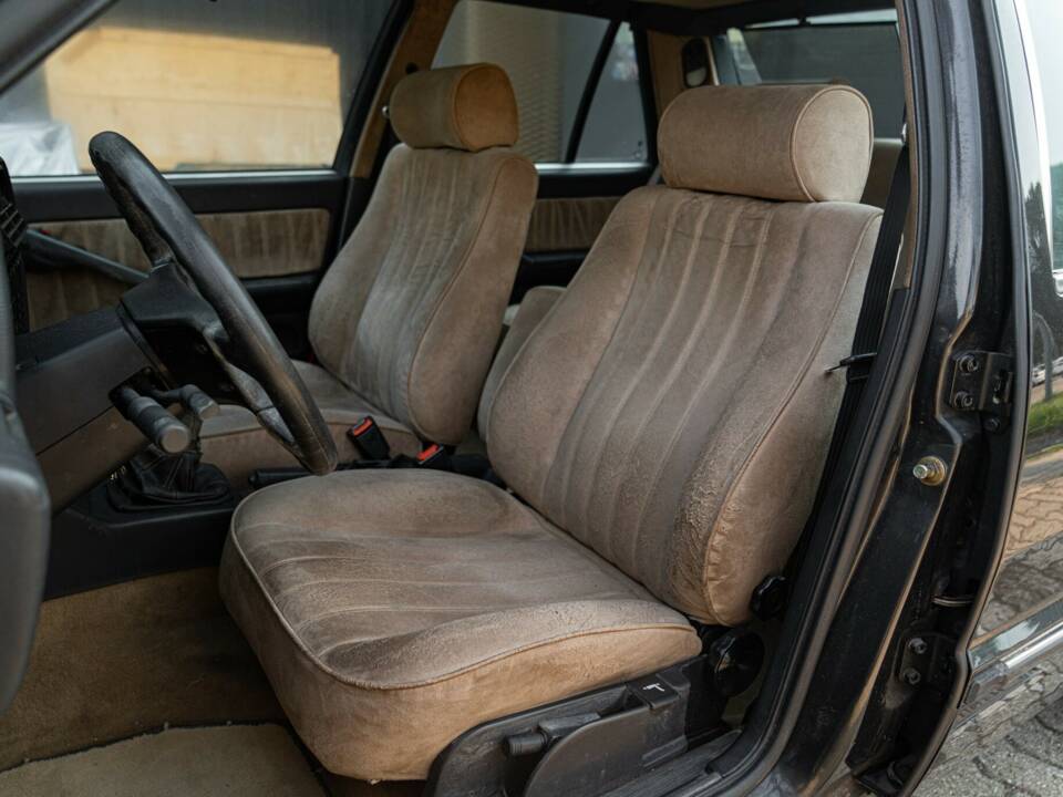 Immagine 27/42 di Lancia Thema 6V (1985)