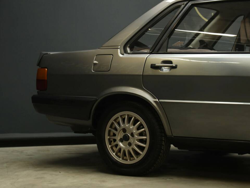 Image 35/50 of Audi 80 GTE quattro (1985)