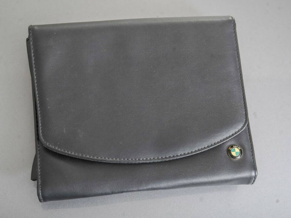 Afbeelding 46/50 van BMW 325i (2007)