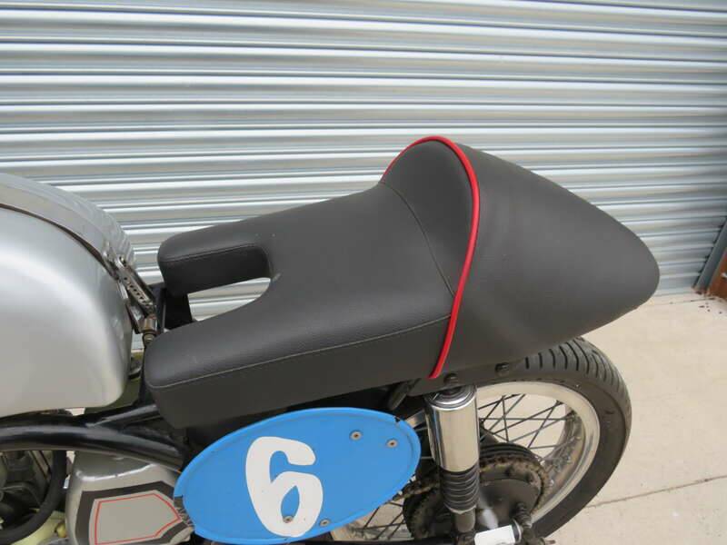 Immagine 18/48 di Norton Manx 40M (1956)