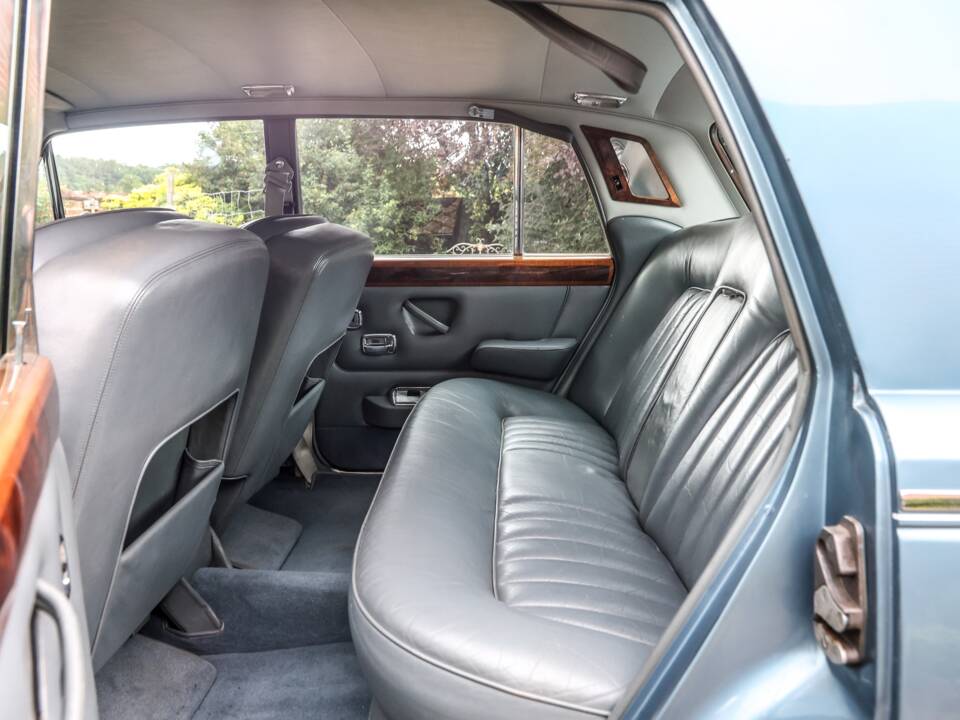 Image 22/35 of Rolls-Royce Silver Shadow I (1970)
