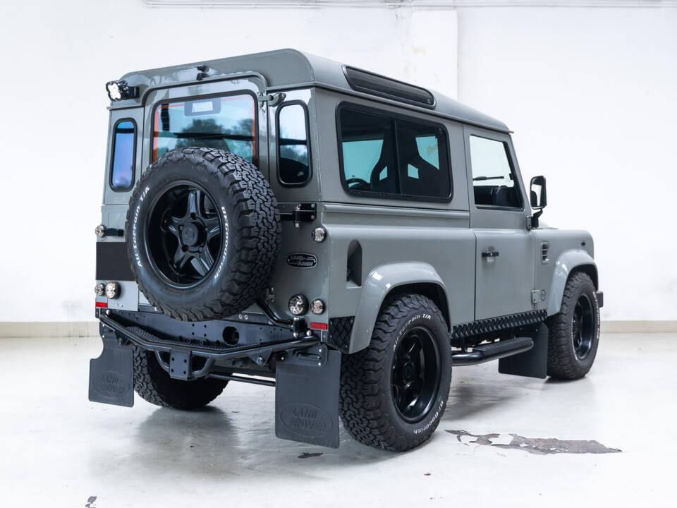 Bild 4/31 von Land Rover Defender 90 TD4 (2008)