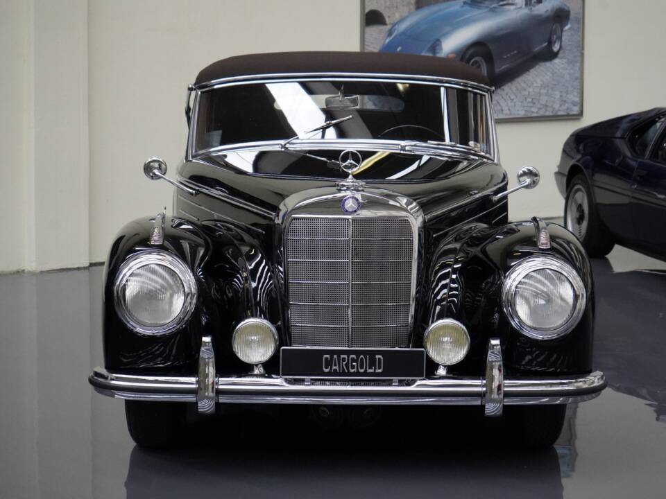 Image 7/10 of Mercedes-Benz 300 S Cabriolet A (1953)