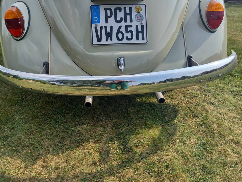 Image 19/137 of Volkswagen Beetle 1200 (1965)