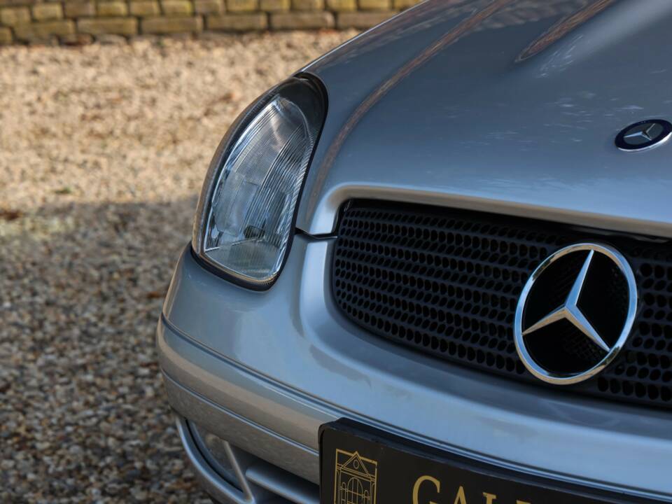 Bild 26/50 von Mercedes-Benz SLK 230 Kompressor (1998)