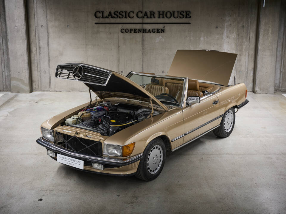 Image 96/99 of Mercedes-Benz 300 SL (1987)