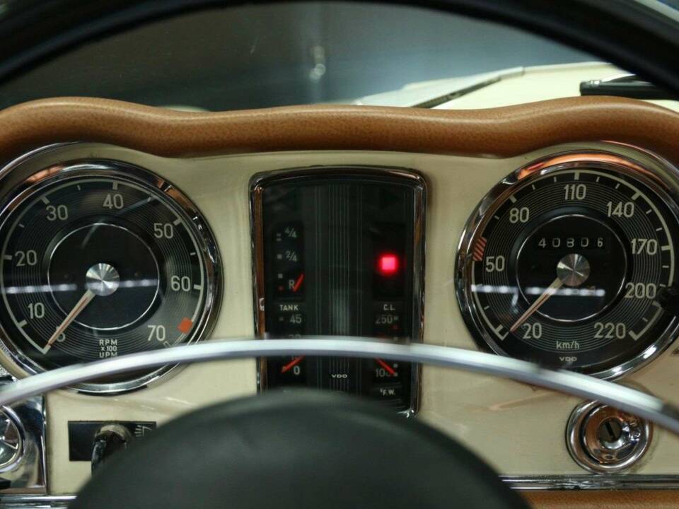 Imagen 13/30 de Mercedes-Benz 280 SL (1971)
