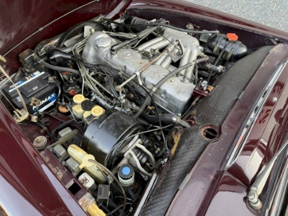 Image 23/36 de Mercedes-Benz 280 SL (1969)