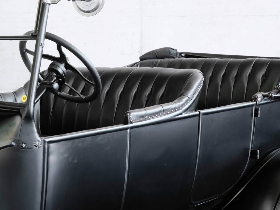 Bild 17/39 von Ford Model T Runabout (1924)