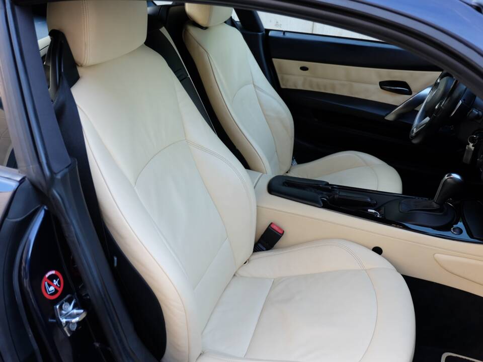 Immagine 25/40 di BMW Z4 Coupé 3.0si (2007)