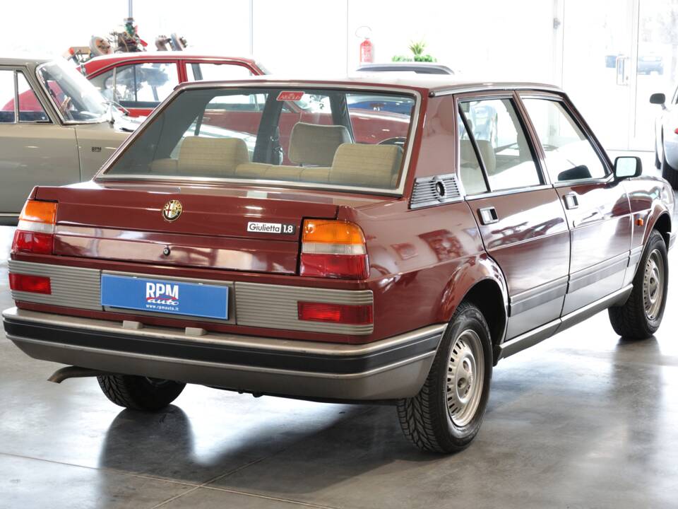Bild 15/50 von Alfa Romeo Giulietta 1.8 (1985)