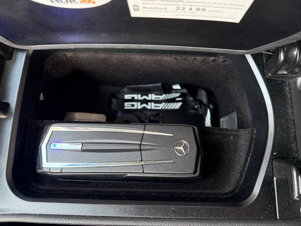 Bild 46/51 von Mercedes-Benz CLS 350 (2005)