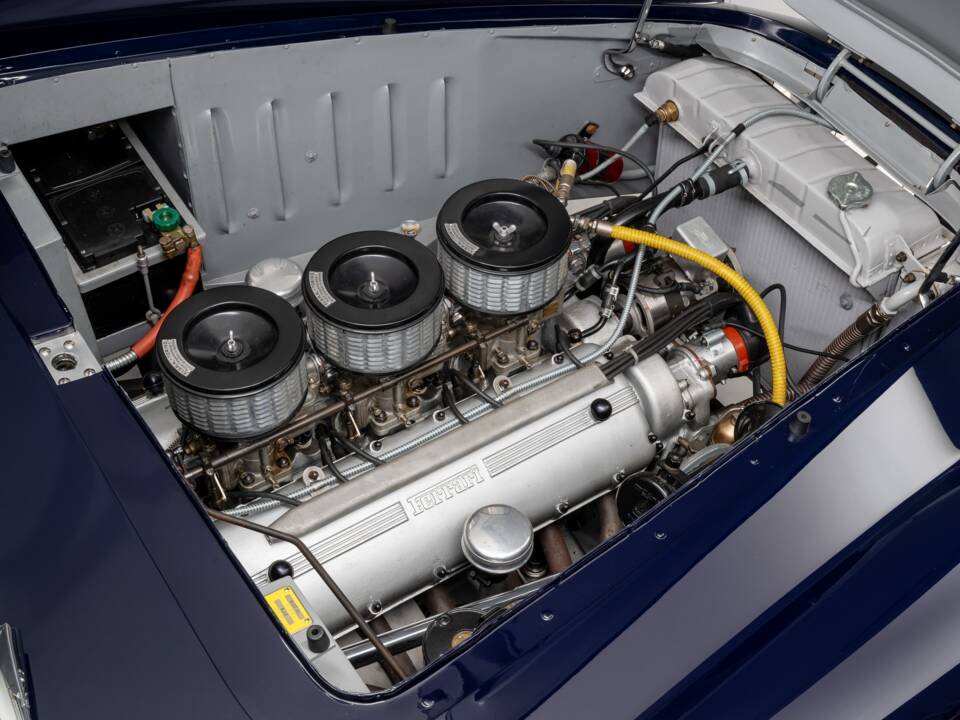 Image 15/61 of Ferrari 225 S (1952)