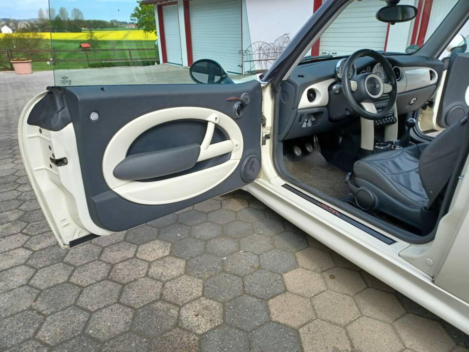 Bild 2/9 von Mini Cooper S JCW (2004)