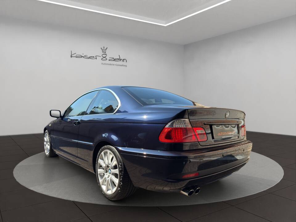 Afbeelding 6/42 van BMW 330Ci (2006)