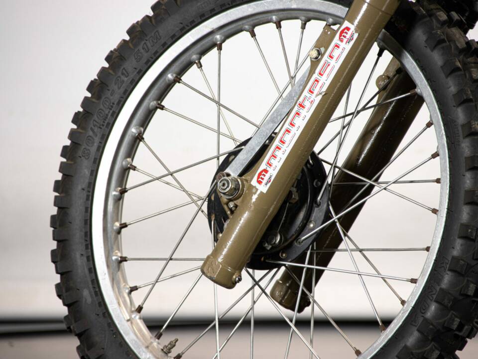 Image 11/41 de Montesa Cappra 414 VE (1979)
