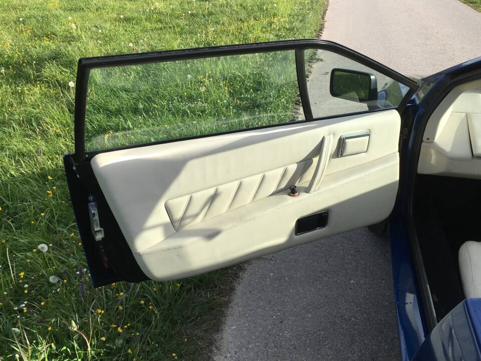 Image 13/46 of Lotus Esprit (1985)