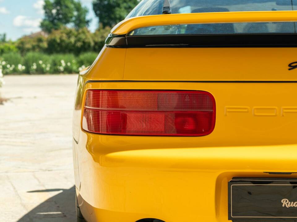 Image 25/50 of Porsche 968 CS (1993)