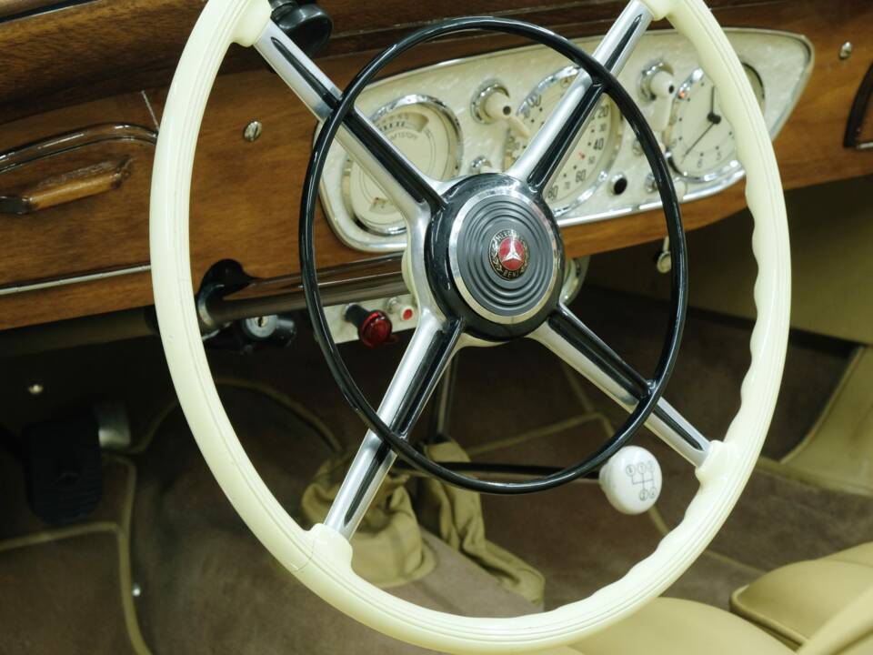 Bild 33/50 von Mercedes-Benz 320n Cabriolet A (1938)
