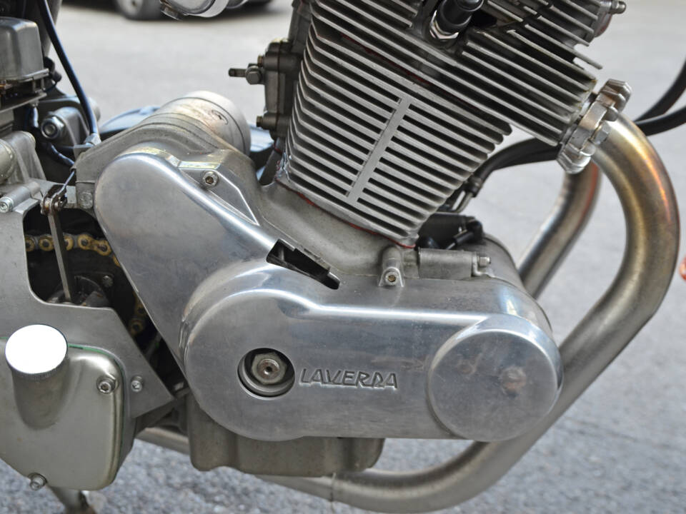 Image 18/36 of Laverda DUMMY (1975)