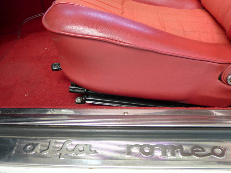Imagen 37/40 de Alfa Romeo Giulia 1600 Sprint GT (1965)