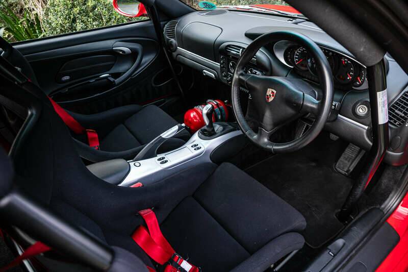 Immagine 8/40 di Porsche 911 GT3 Clubsport (2000)